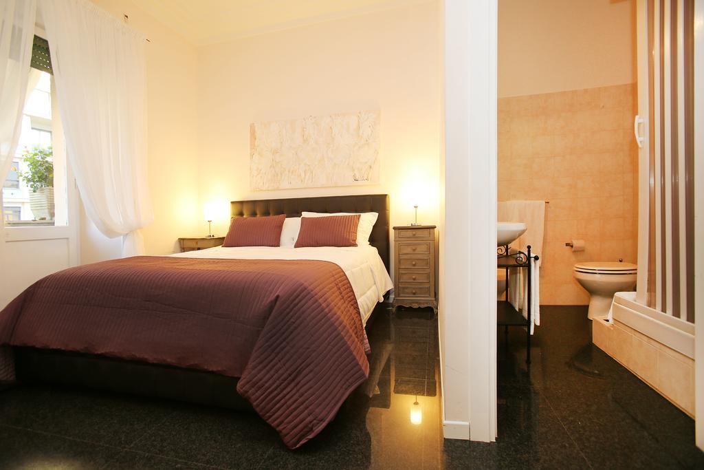 Amica Roma Guest House Стая снимка